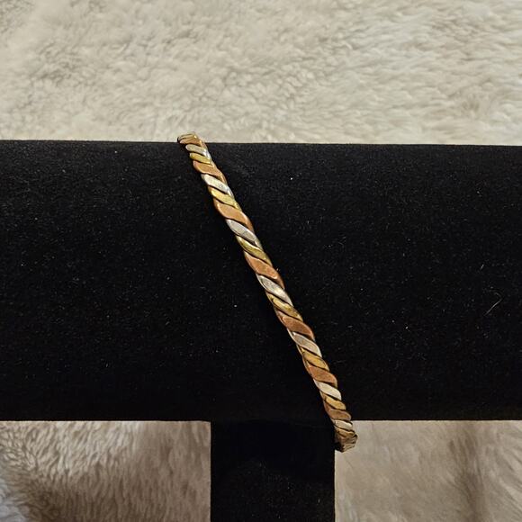 Lot of 5 Vintage Bangle Bracelets Silver Gold And Bronze Toned Textured Thin - Picture 10 of 12